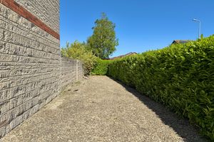 Extra Side Garden- click for photo gallery